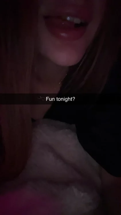 Snapchat-1996111476.jpg